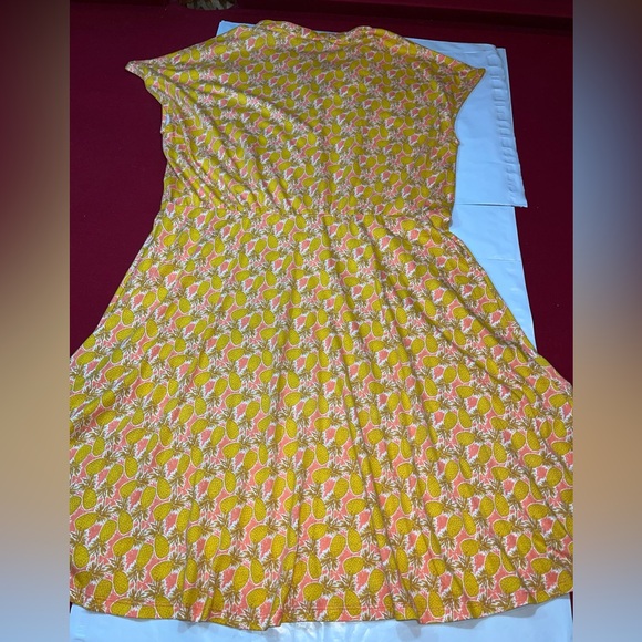 Boden YELLOW pink Pineapple Flippy Jersey Mini DRESS size 14R Flared 1/2 Button - Picture 13 of 16